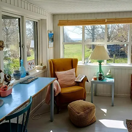 Personal House With Direct Access To The * Yderby